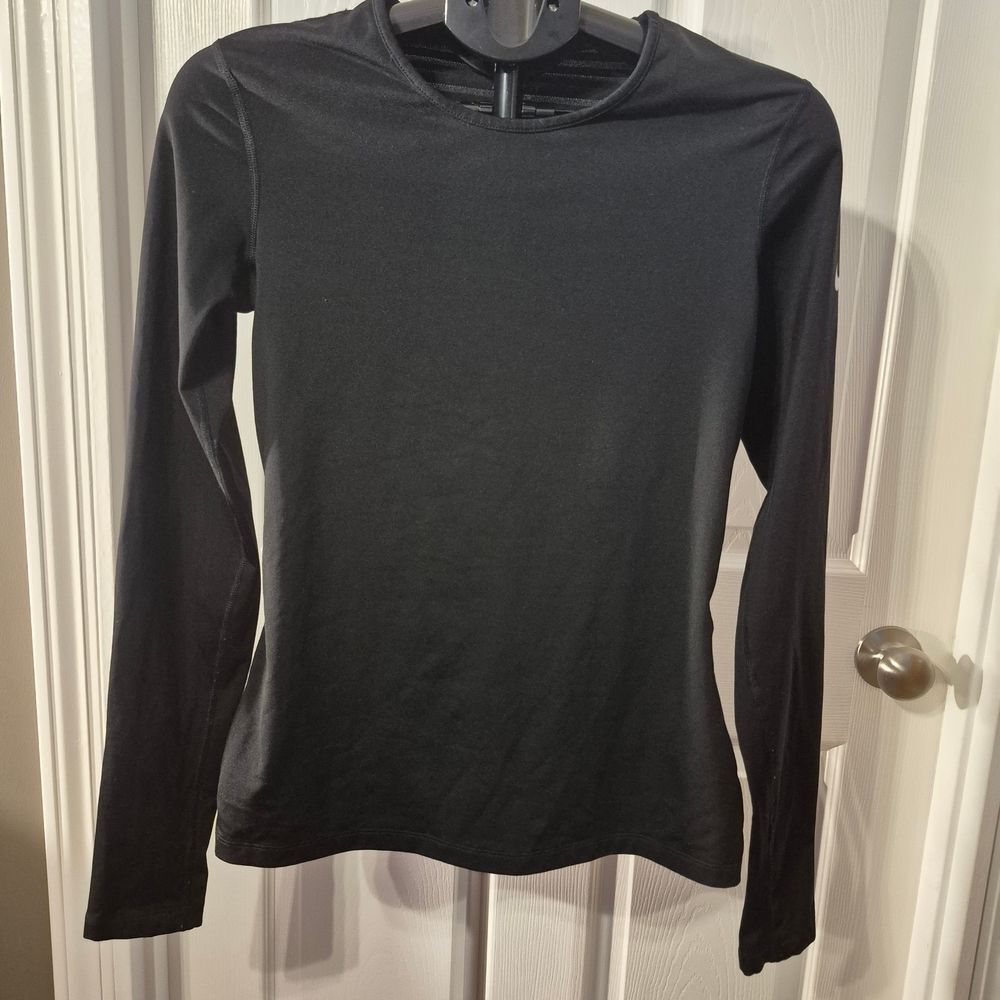 Nike Dri-Fit Black & Gray Long Sleeve Blouse - Women's Medium